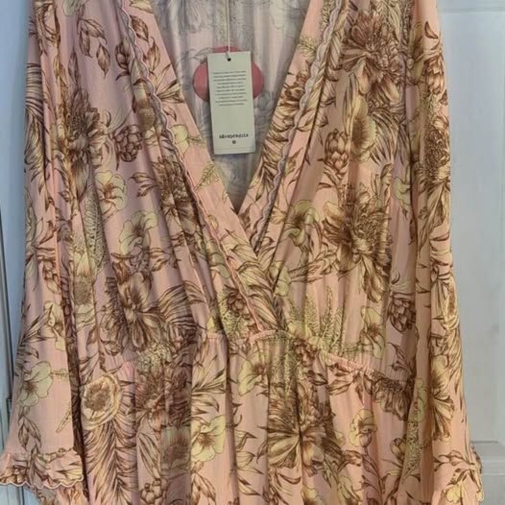 1x romper with pockets NWT